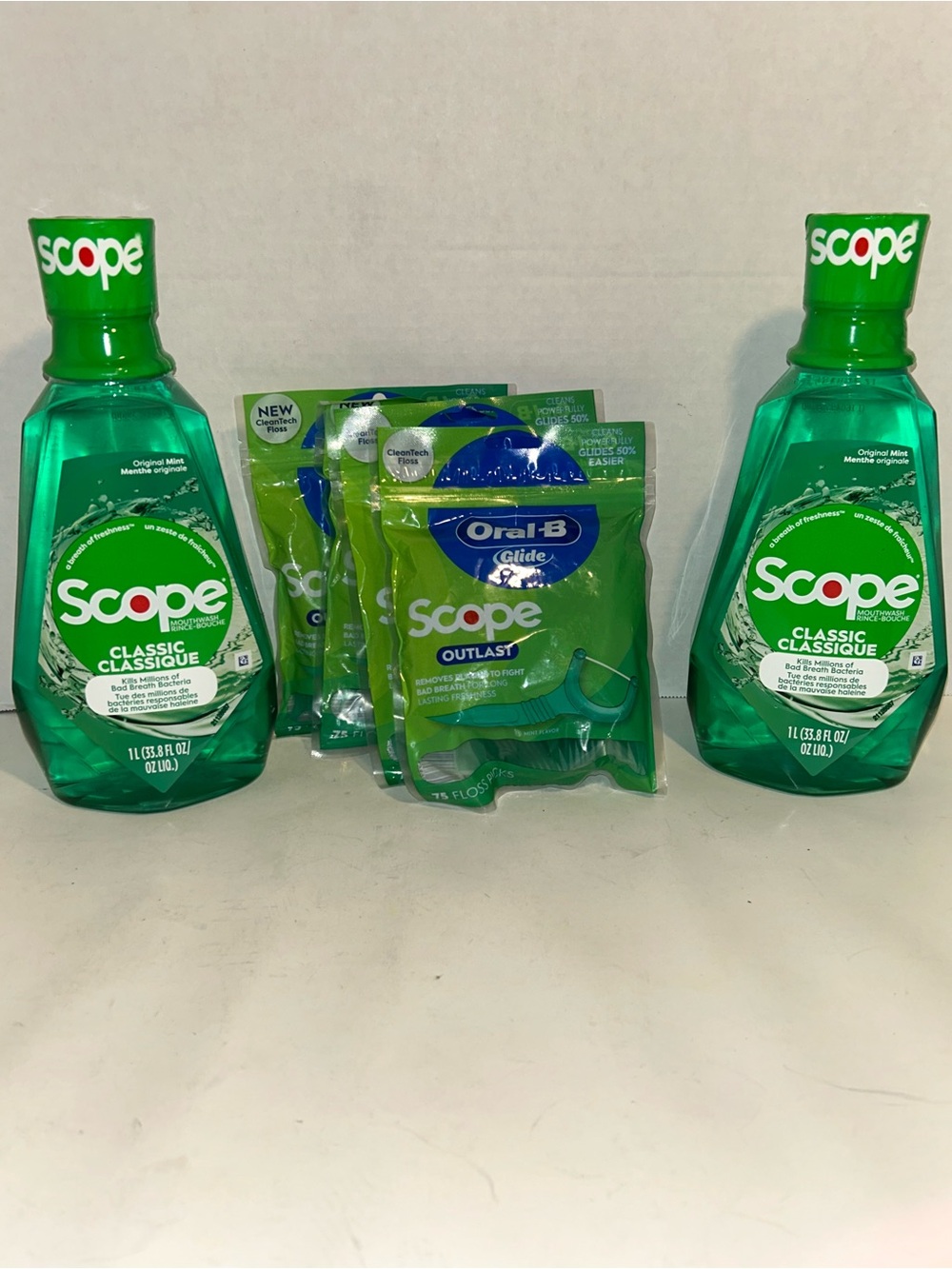 Scope Classic Mouthwash & Oral-B Scope Outlast Flossers - Green-Bundle of 6